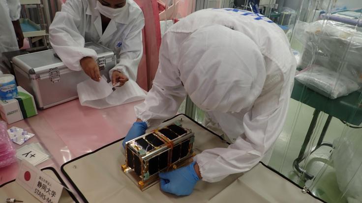 Stars-Me engineers preparing the satellites