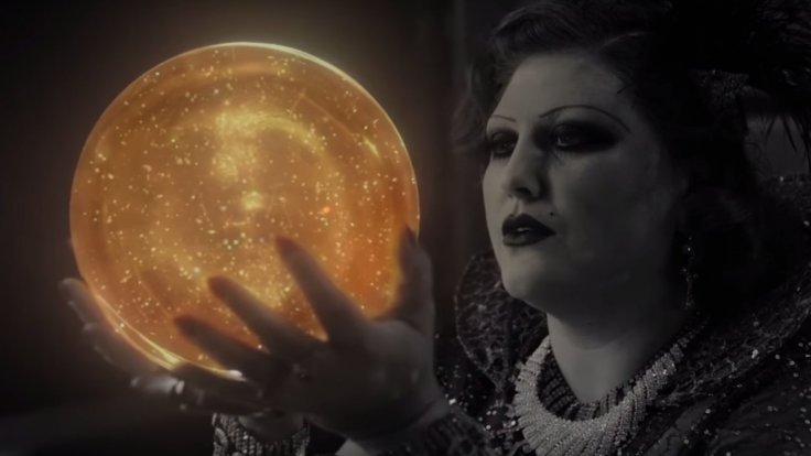 La esfera dorada del capítulo 8 de la tercera temporada de Twin Peaks donde reside el alma de Laura Palmer