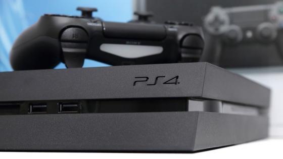 Playstation 4 y mando - Playstation Plus Septiembre: Predicciones de juegos gratis