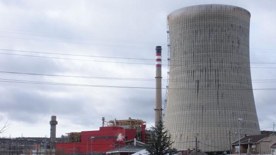 Central térmica de Velilla - Iberdrola cerrará sus centrales de carbón