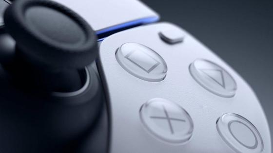DualSense PS5 Buttons - PS Plus Diciembre 2020: Sony continuará ofreciendo juegos de PS4 junto a los de PS5